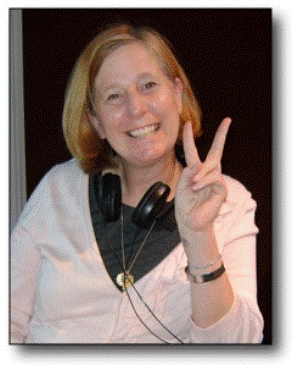 A person smiling and giving the peace sign
AI-generated content may be incorrect.